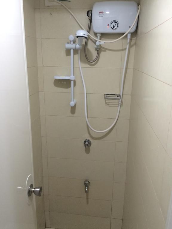 Stone House Hotel Pasay Camera foto